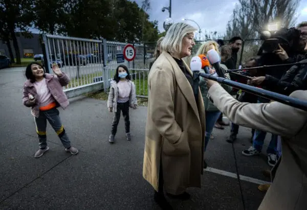 Hoe lokale PvdA’ers ondanks wanbeleid Broekers-Knol wel snel noodopvang voor vluchtelingen regelen