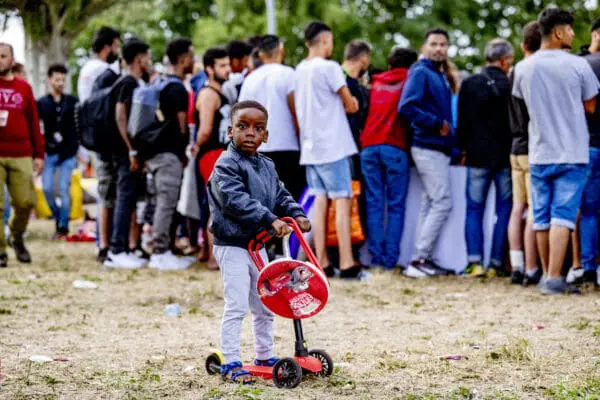 Boter op het hoofd bij opvangcrisis?