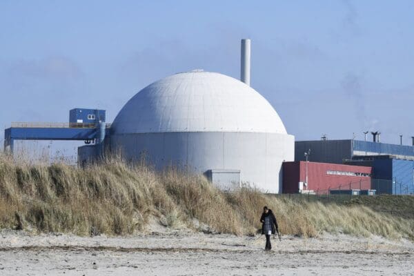 ‘Kerncentrale niet nodig als we doorzetten met zon en wind’