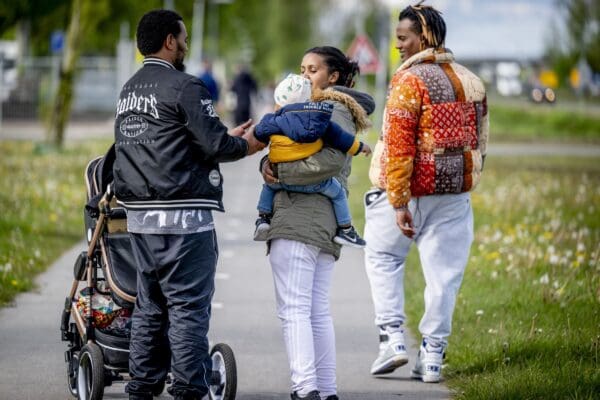 Hoe Arnhem haar eigen humane asielopvang regelde